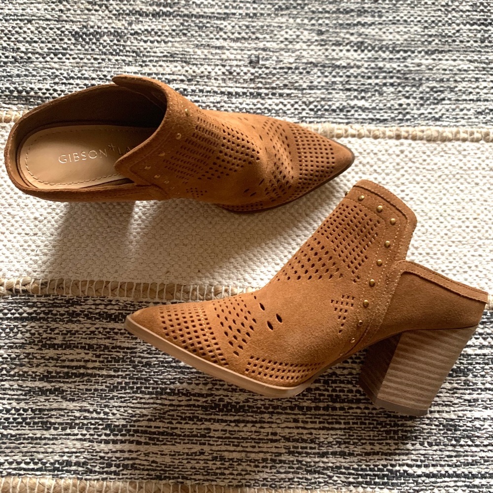 Gibson Latimer Cut Out Booties